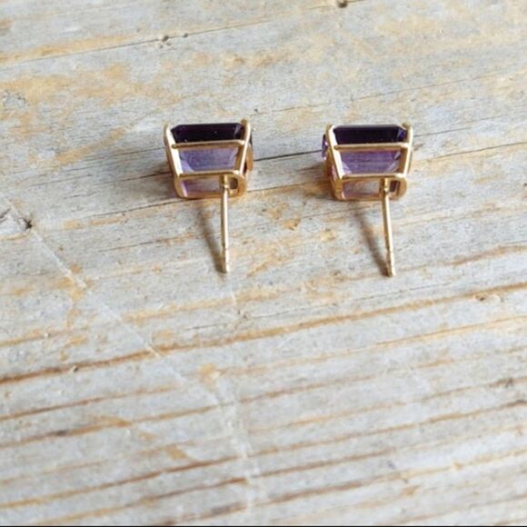 HP💎14k💎Gold Vintage Clyde Duneier Amethyst Emerald Cut Earrings NEW/NOS - Picture 7 of 10